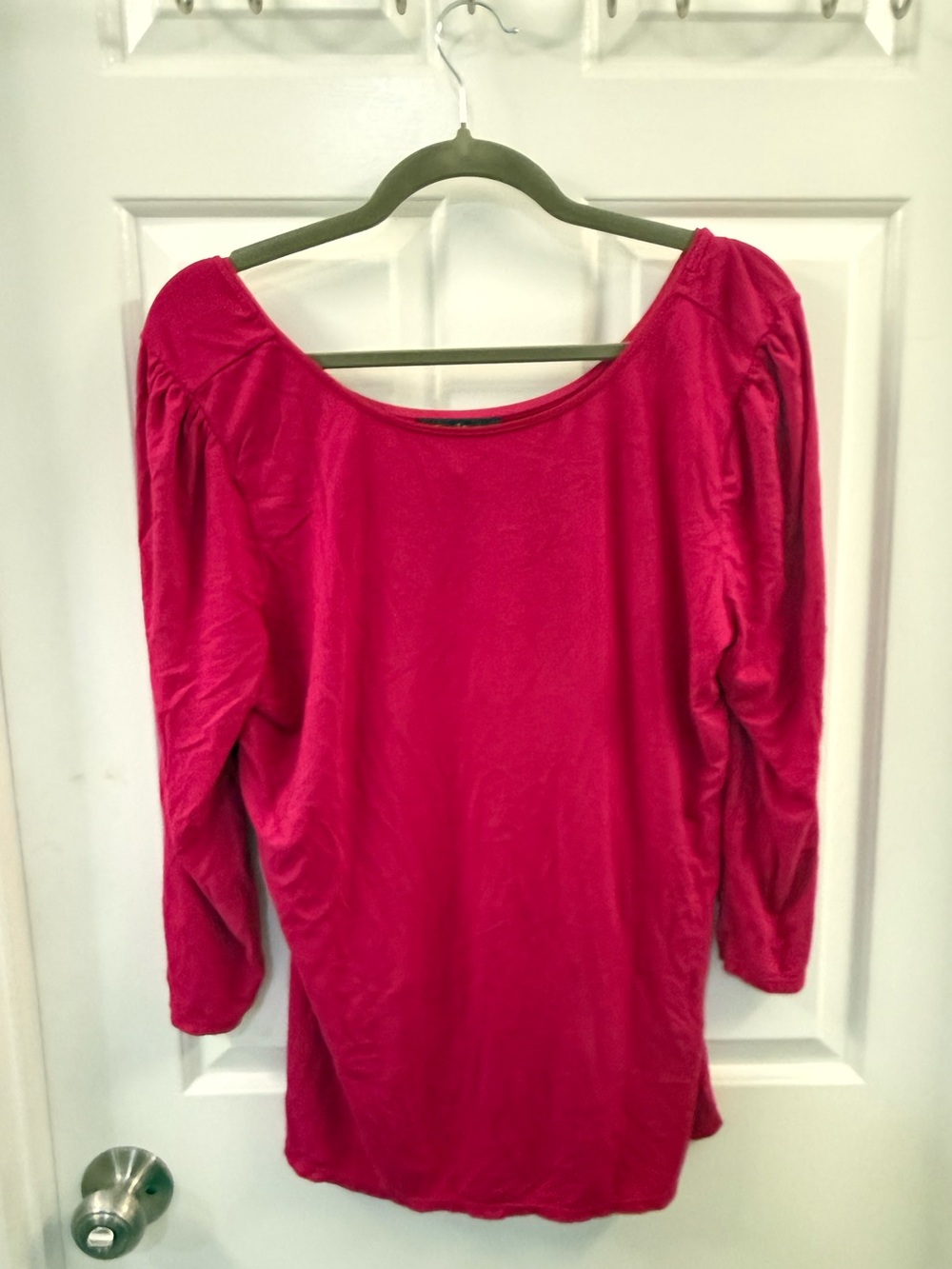 White House black market Long Sleeve Scoop Neck Top - hot Pink XL 3/4 sleeve